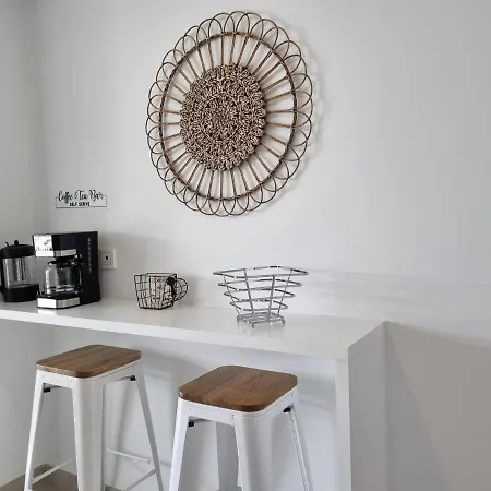 Sea & Village Luxury In The Marina Apartment